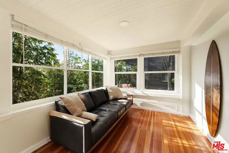 51 Sunset Avenue, Venice, CA 90291 - #2