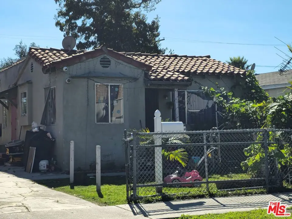 666 W 62nd Street, Los Angeles, CA 90044 - #1