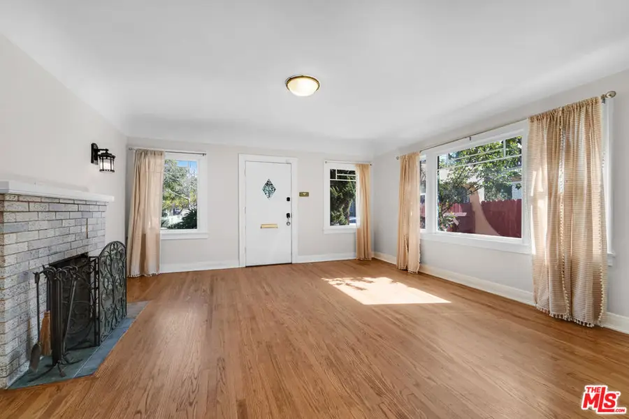 2247 Penmar Avenue, Venice, CA 90291 - #3