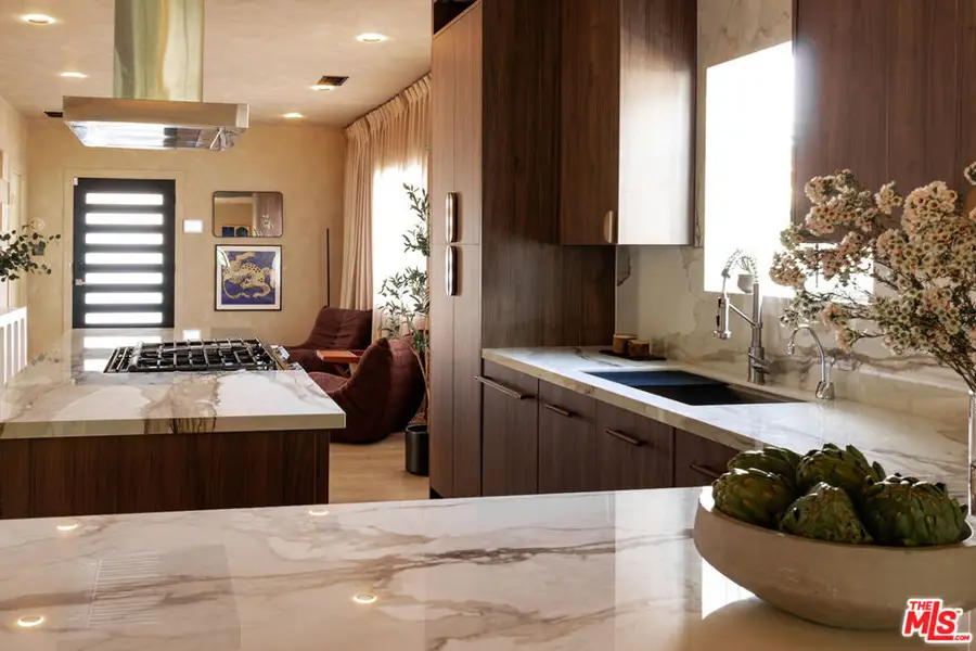 1216 N Virgil Avenue, Los Angeles, CA 90029 - #2