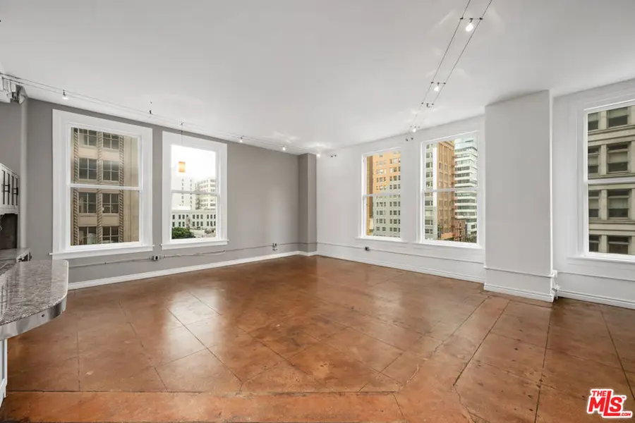 215 W 7th Street #508, Los Angeles, CA 90014 - #2