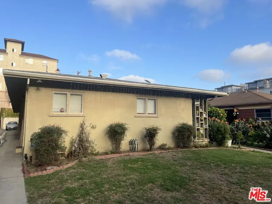 2450 Corinth Avenue, Los Angeles, CA 90064 - #2