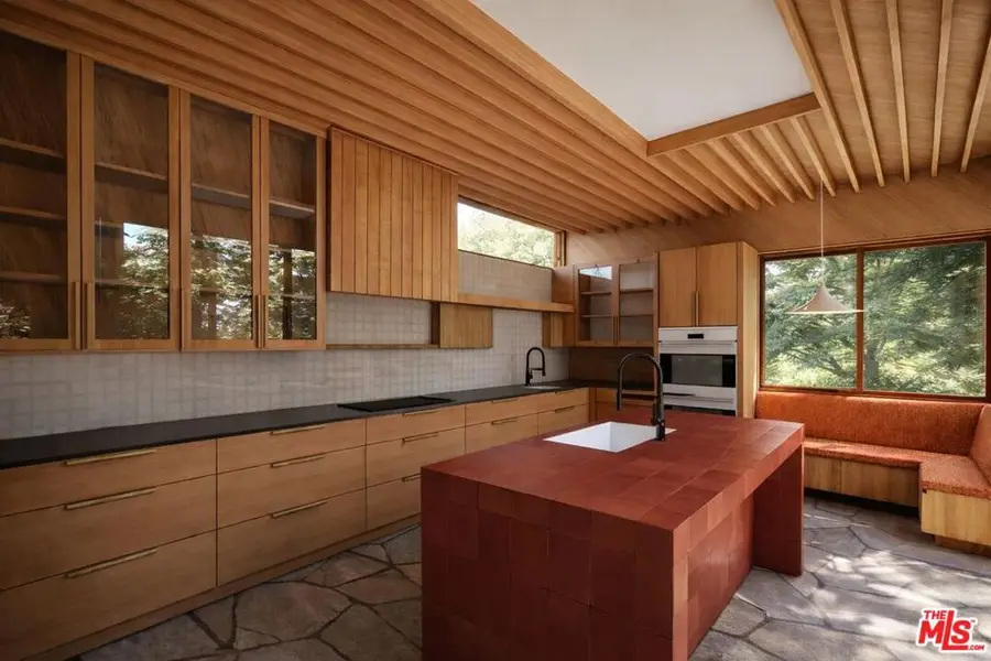 630 Palmera Avenue, Pacific Palisades, CA 90272 - #2