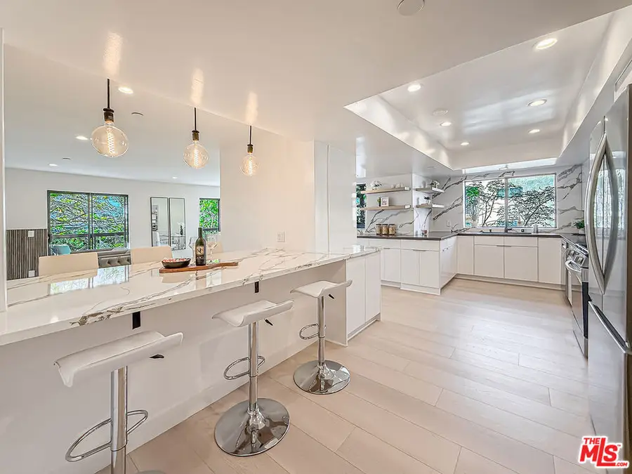 1133 5th Street #301, Santa Monica, CA 90403 - #2