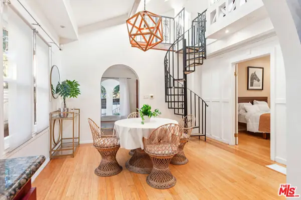 1147 Wilcox Place, Los Angeles, CA 90038