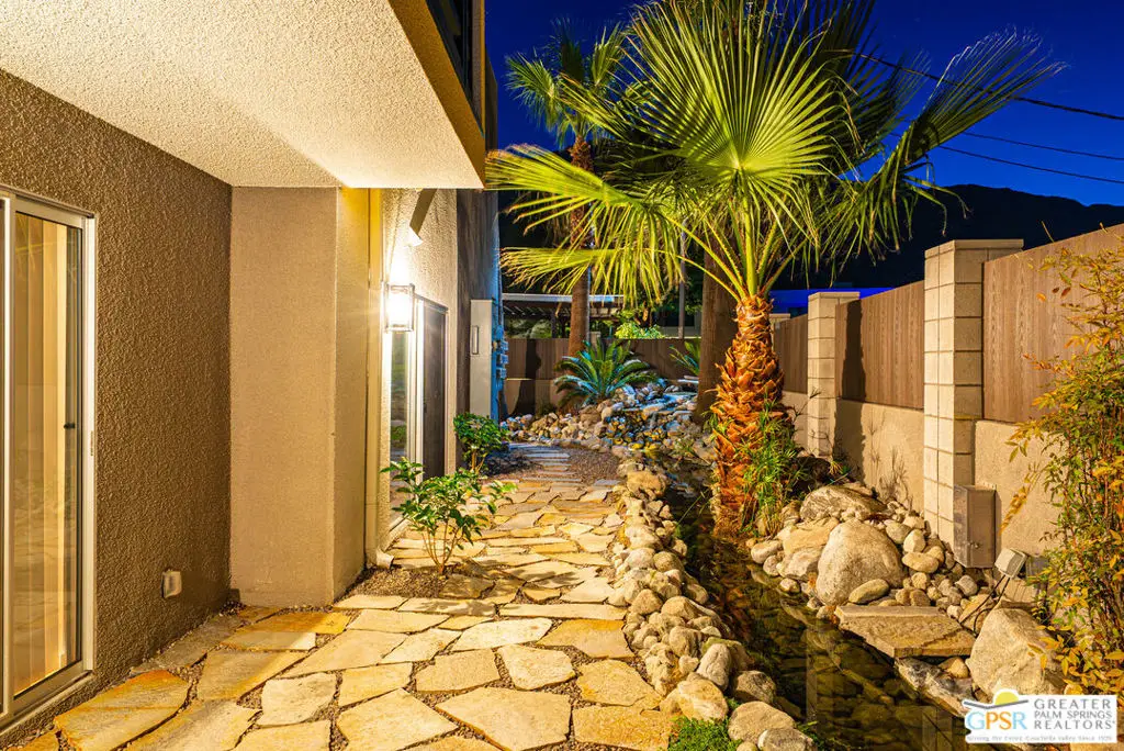 588 E San Lorenzo Road #104, Palm Springs, CA 92264 - #1