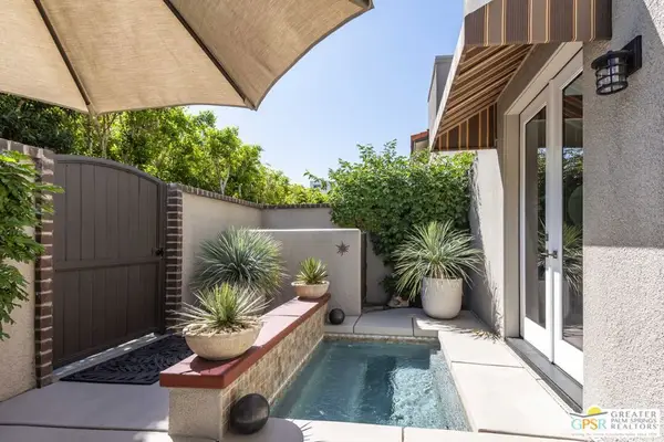 400 N Avenida Caballeros #11, Palm Springs, CA 92262