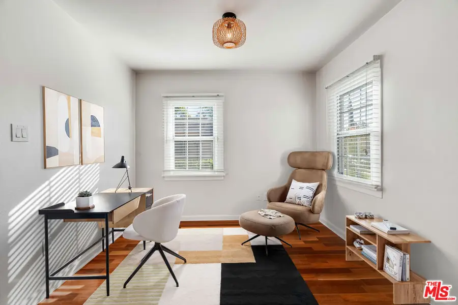 14043 Calvert Street, Van Nuys, CA 91401 - #3