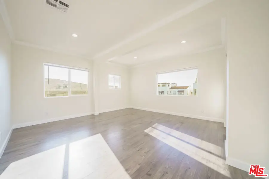 136 N Rampart Boulevard, Los Angeles, CA 90026 - #3