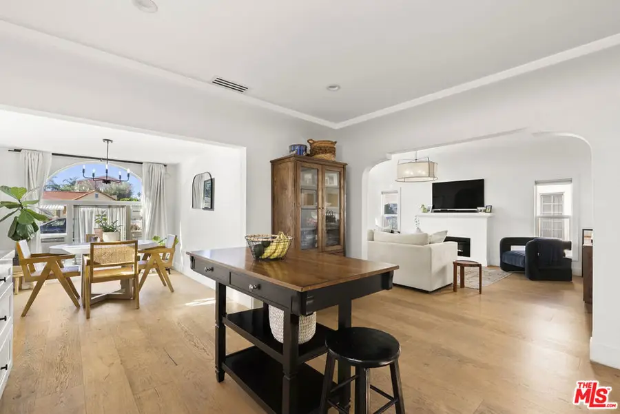 3032 Somerset Drive, Los Angeles, CA 90016 - #3