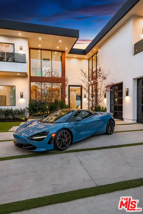 4530 Libbit Avenue, Encino, CA 91436 - #2