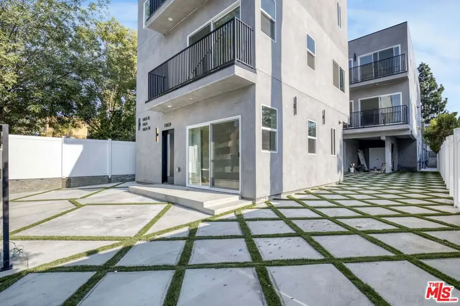 10826 Hesby Street, North Hollywood, CA 91601 - #3