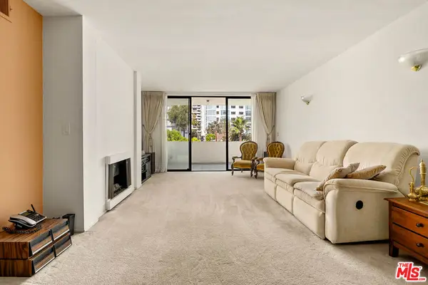 1250 S Beverly Glen Boulevard #406, Los Angeles, CA 90024