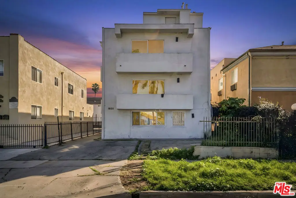 1820 S La Brea Avenue, Los Angeles, CA 90019 - #1