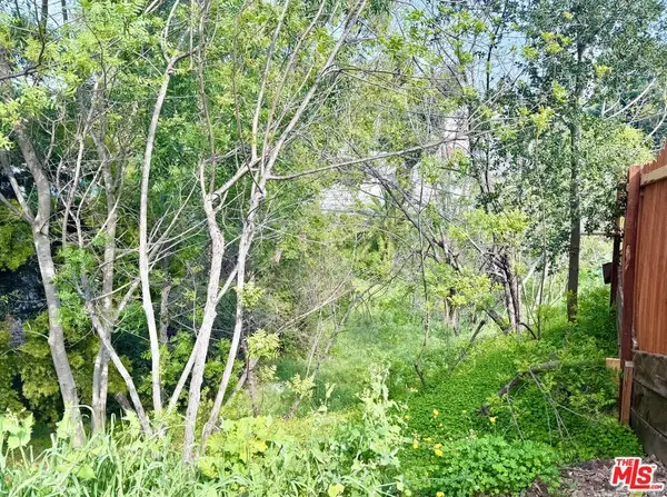 631 N Avenue 48, Los Angeles, CA 90042