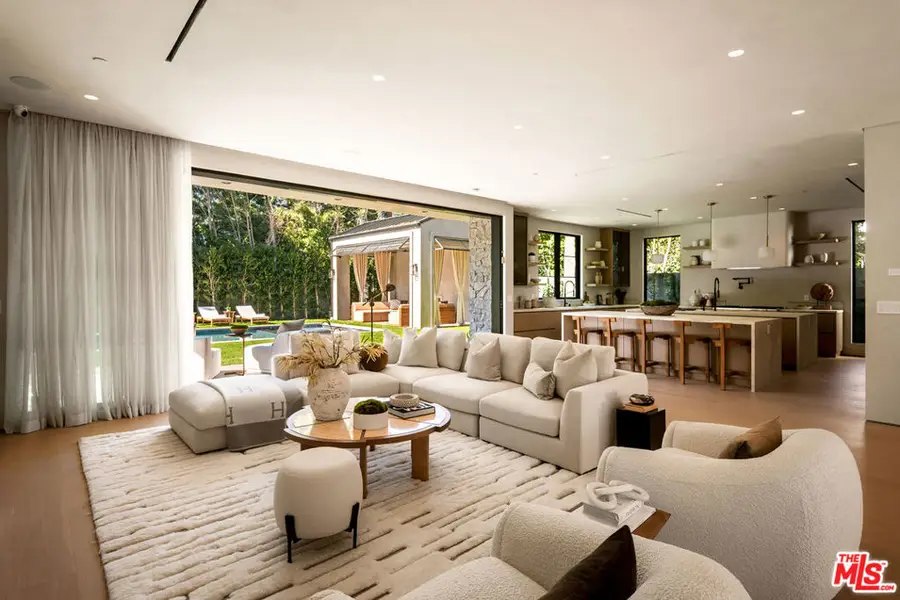 4165 Nagle Avenue, Sherman Oaks, CA 91423 - #2