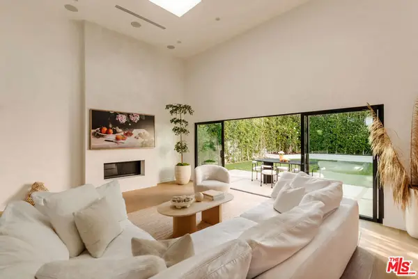 11827 Wagner Street, Culver City, CA 90230