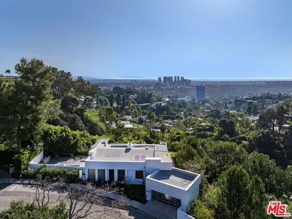 1654 N Doheny Drive, Los Angeles, CA 90069