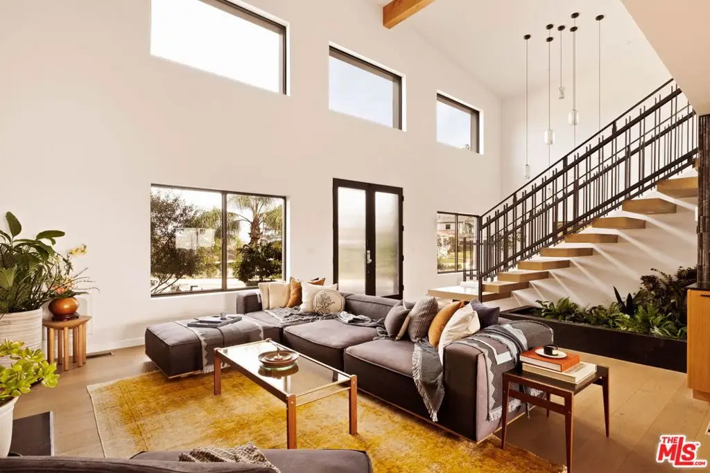 105 Sequoia Drive, Pasadena, CA 91105 - #1