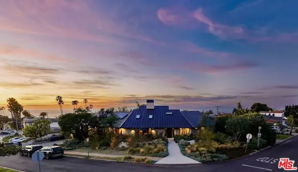 375 Camino De Las Colinas, Redondo Beach, CA 90277