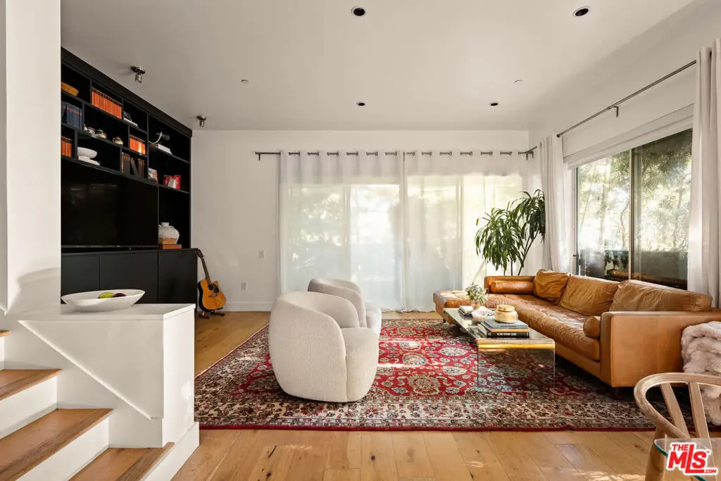 1200 N Sweetzer Avenue #1, Los Angeles, CA 90069 - #1