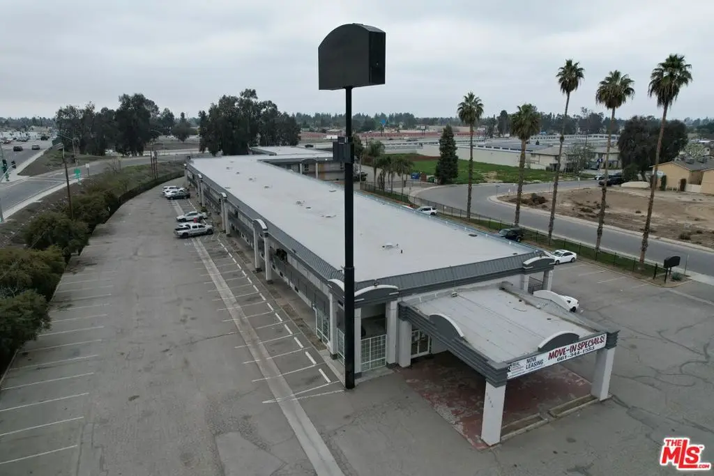 2700 White Lane, Bakersfield, CA 93304 - #1