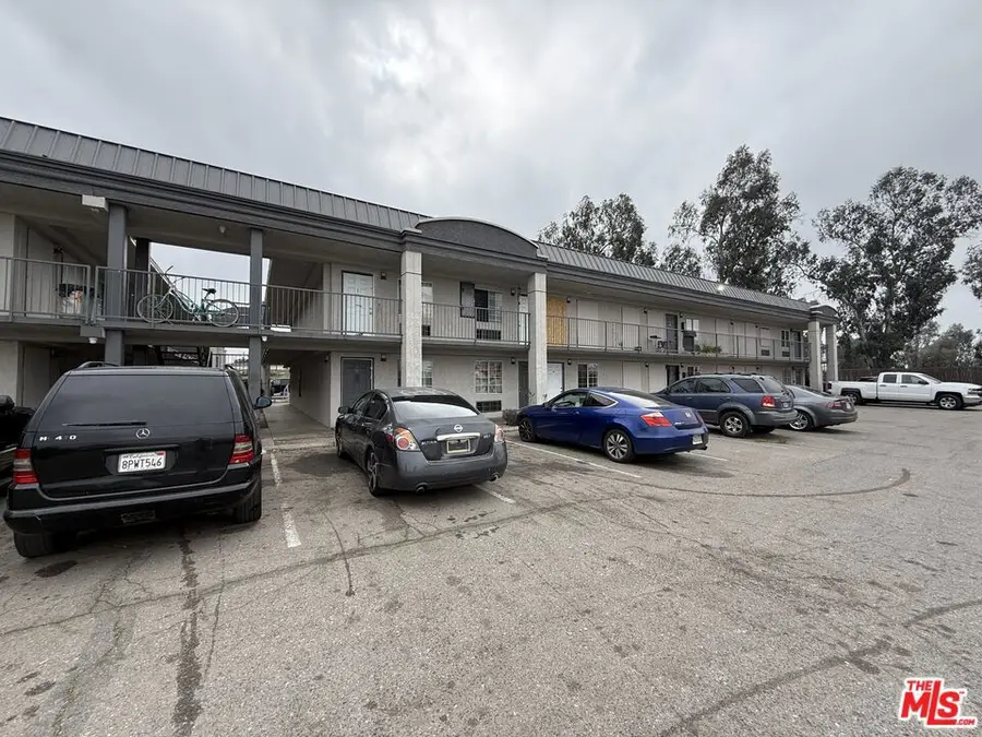 2700 White Lane, Bakersfield, CA 93304 - #2