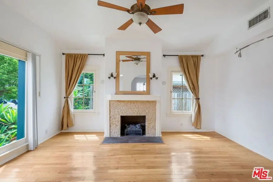 521 N Vista Street, Los Angeles, CA 90036 - #3