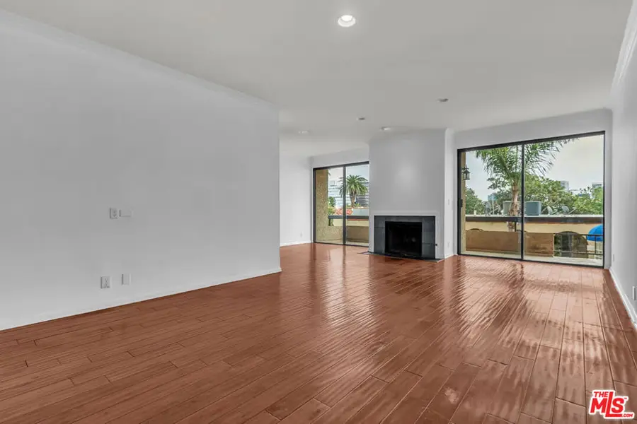 8642 Gregory Way #202, Los Angeles, CA 90035 - #3