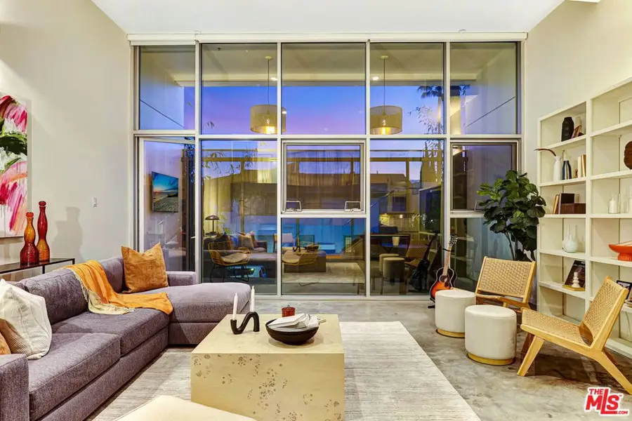 803 Wilcox Avenue #4, Los Angeles, CA 90038 - #2