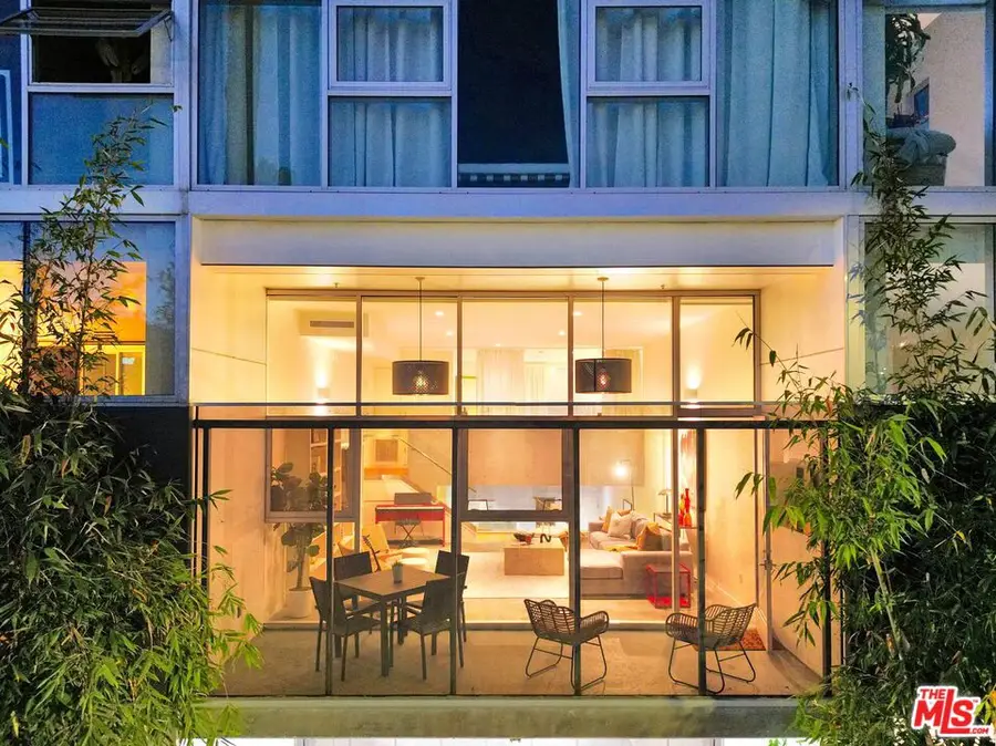 803 Wilcox Avenue #4, Los Angeles, CA 90038 - #3