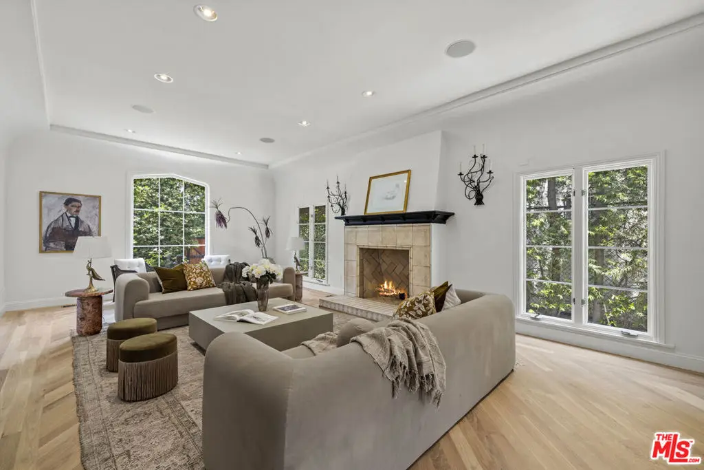 736 S Cloverdale Avenue, Los Angeles, CA 90036 - #1