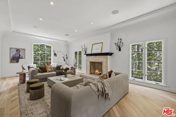 736 S Cloverdale Avenue, Los Angeles, CA 90036