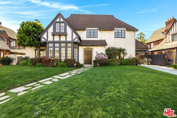 157 N Las Palmas Avenue, Los Angeles, CA 90004