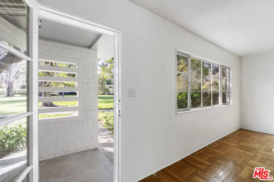 5165 Village, Los Angeles, CA 90016 - #3