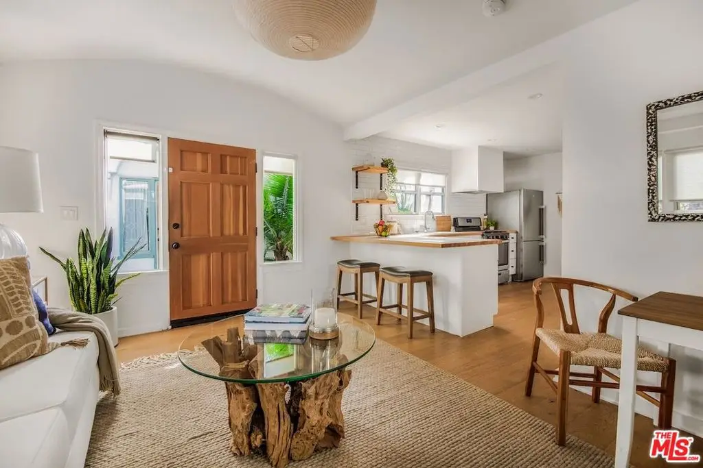 1/2 Willoughby Avenue, Los Angeles, CA 90038 - #1