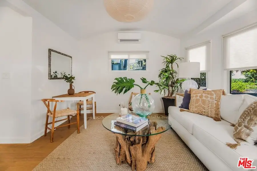 1/2 Willoughby Avenue, Los Angeles, CA 90038 - #3