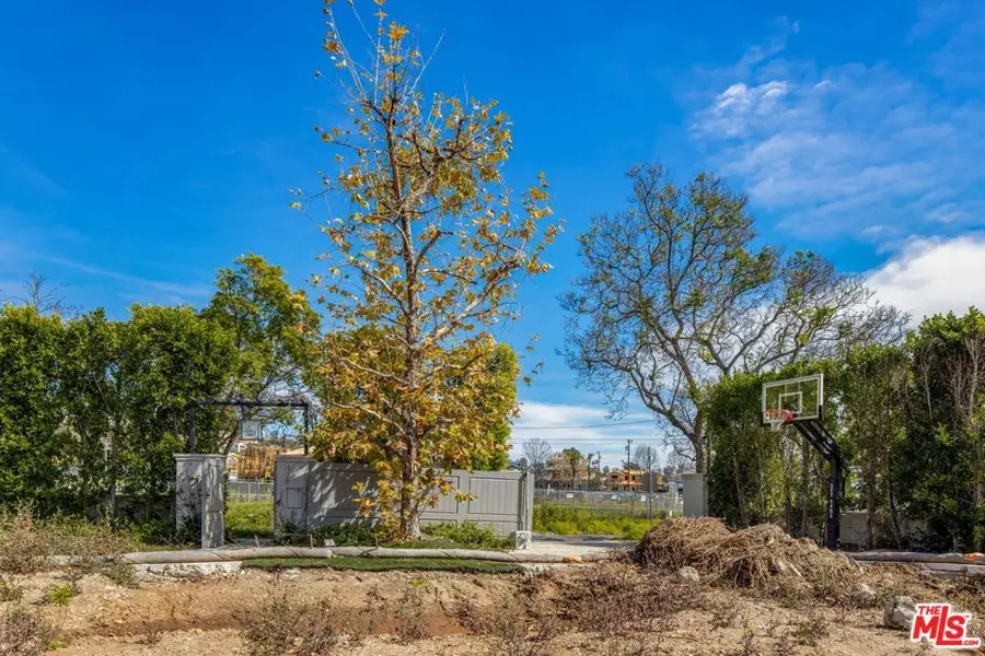 15422 Albright Street, Pacific Palisades, CA 90272 - #3