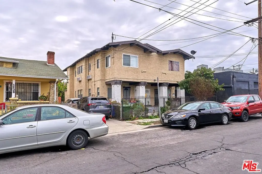 1242 S Kingsley Drive, Los Angeles, CA 90006 - #1
