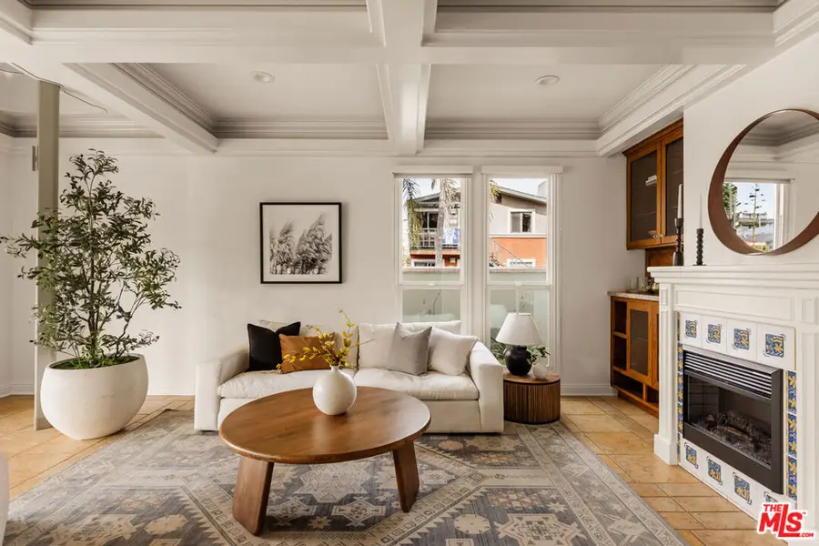 2301 Eastern Canal, Venice, CA 90291 - #3