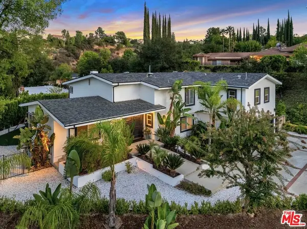 19410 Shenango Drive, Tarzana, CA 91356