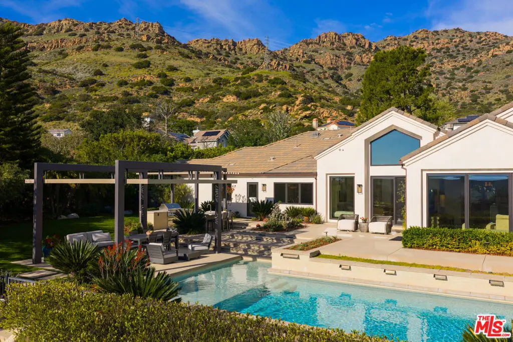 1885 Mesa Ridge Avenue, Westlake Village, CA 91362 - #1