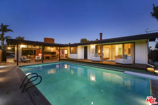 9440 Gallatin Road, Downey, CA 90240