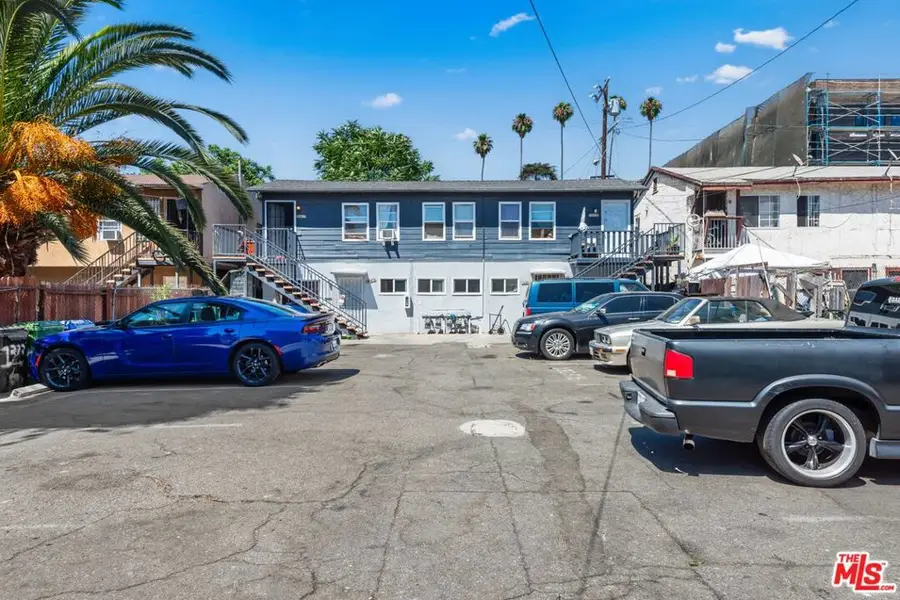 1325 E Adams Boulevard, Los Angeles, CA 90011 - #3