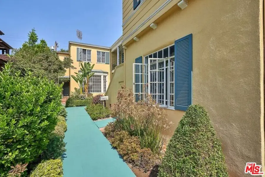 701 Lorraine Boulevard, Los Angeles, CA 90005 - #2