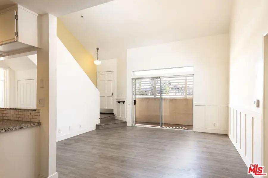 13801 Oxnard Street #206, Van Nuys, CA 91401 - #2