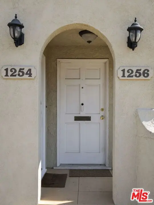 1254 S Tremaine Avenue, Los Angeles, CA 90019 - #3