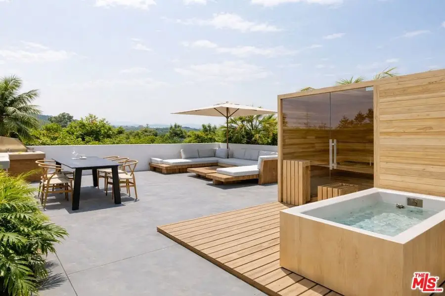 645 N Gardner Street, Los Angeles, CA 90036 - #2