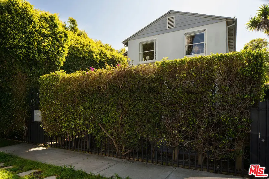 608 Westminster Avenue, Venice, CA 90291 - #2