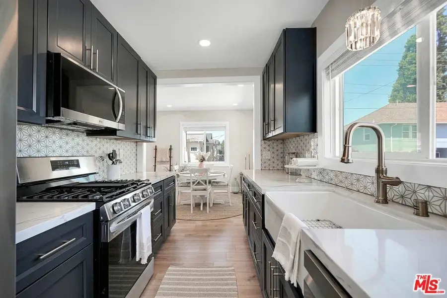 5726 Los Angeles, Emeryville, CA 94608 - #2